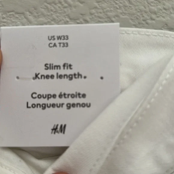 H&M - SLIM FIT SHORTS - Picture 3 of 3